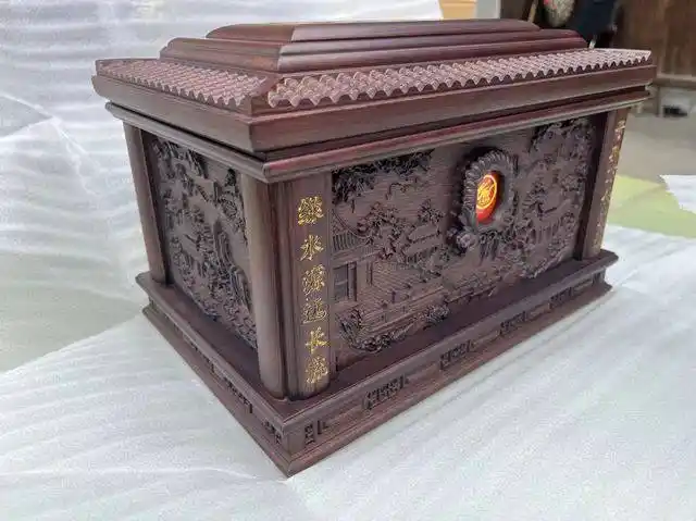 骨灰盒也有讲究!一定牢记这几点_进行_逝者_坟墓