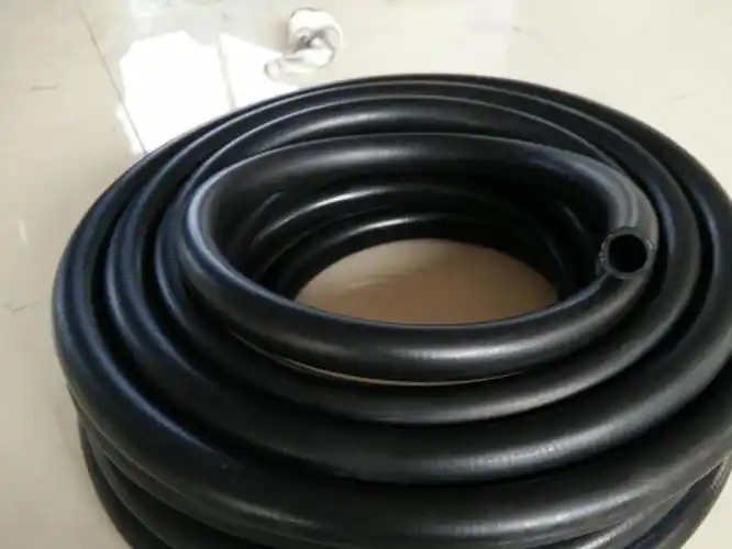 等与油质接触的部件,输送柴油,汽油,机油,液压油,润滑油等,进油胶管