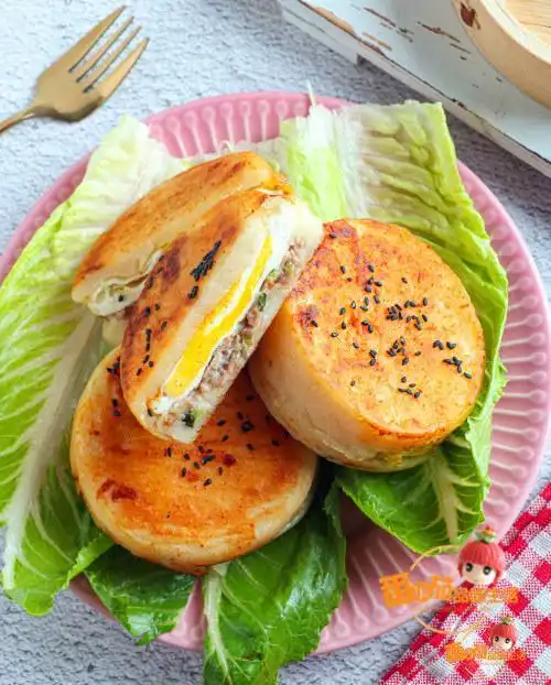 鸡蛋汉堡的做法,鸡蛋汉堡怎么做好吃,鸡蛋汉堡的家常做法 - 番小茄lif