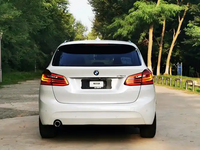 【烟台】2016年6月 宝马 宝马2系旅行车 2016款 218i 领先型 手自一体