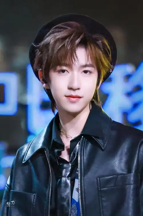 贺峻霖2024 霖声漫漫扬四海##贺峻霖 梦蝶破笼