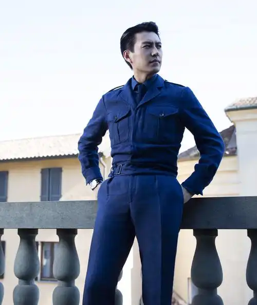 靳东 | "我一直在不停地清空"