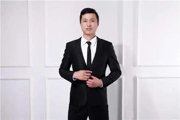 传记|香仁堂陶俊杰,被传疯了?