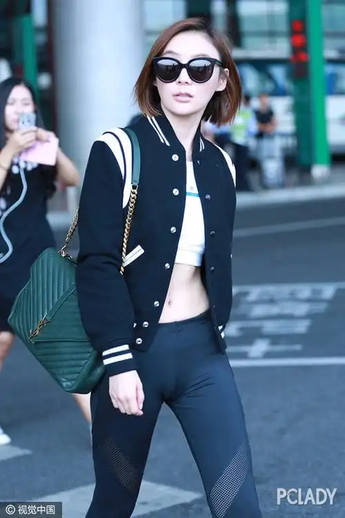 唐嫣最爱棒球外套春季万能搭超减龄