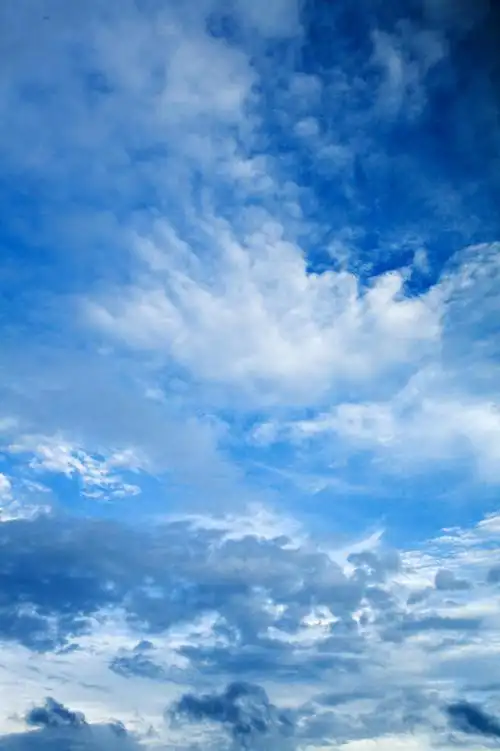 无人,竖图,室外,白天,仰视,旅游,度假,美景,景观,云,云朵,云彩,娱乐,