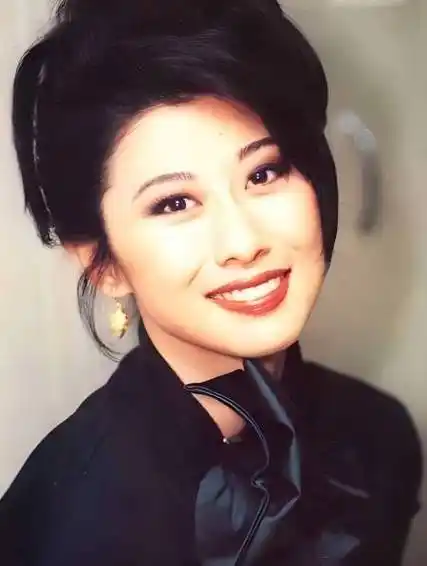 人生兜兜转转,敢爱敢恨 叶倩文 春风秋雨 经典老歌-度小视