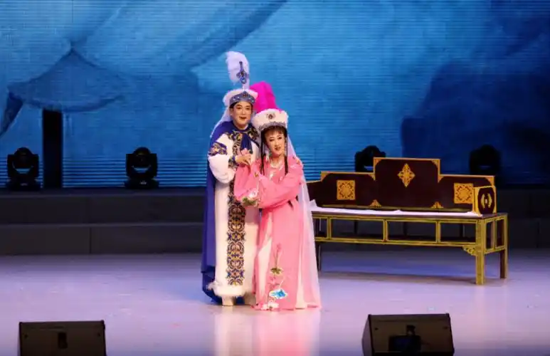 罕见尹戚版沙漠王子算命民间越剧传承人复刻经典