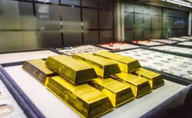 黄金暴涨日本被迫加息有人在掀桌子吗