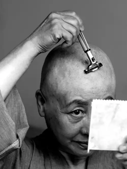 削发为尼