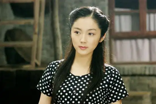 养女央八热播张笛演养女苦情励志虐心