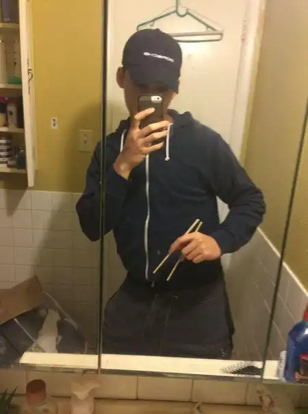 老外掀起了巨根挑战 可这画风越来越不对了