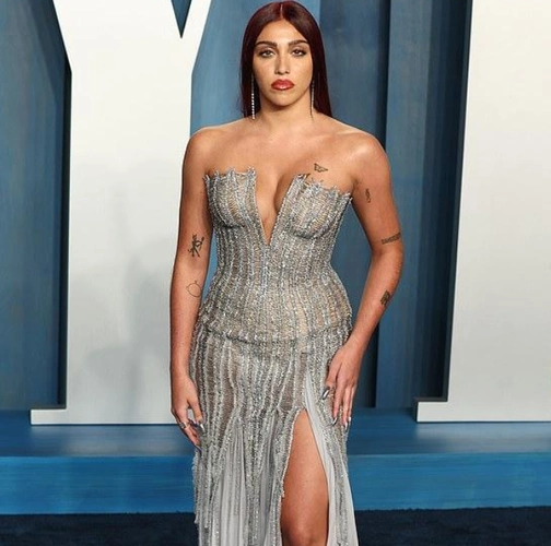 她可能是麦当娜之女,但是罗德丝·里昂本人却是一位名人.