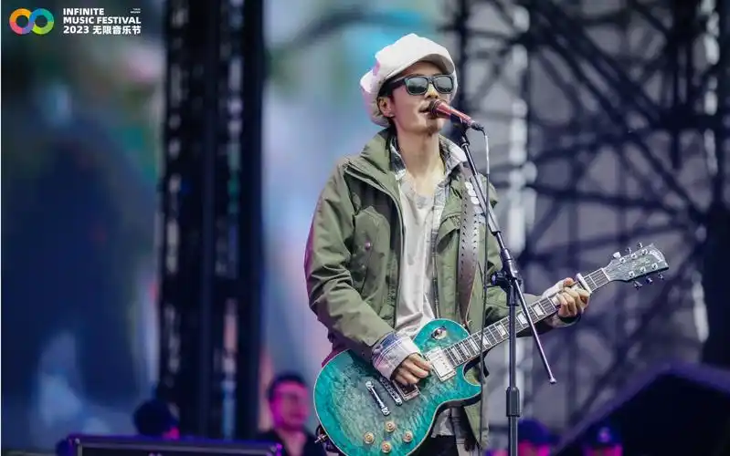 无限音乐节 朴树 在希望的田野上