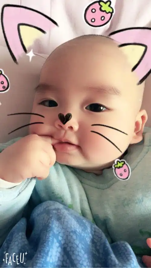 【晒包子脸】小美女的日常 我就是爱卖萌