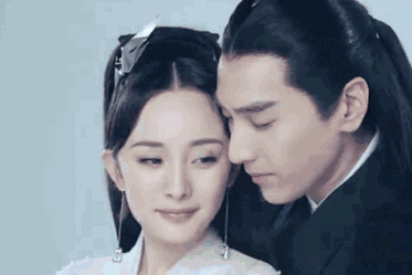 杨幂凭借新片《逆时营救》获奖,这次我想鼓掌!