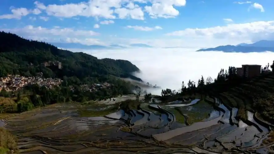 云南红河哈尼梯田进入最佳观赏期_腾讯新闻