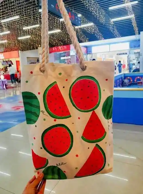 给大家带来别样的帆布包手绘diy沙龙 环保达人就是你啦 快来约画吧 7