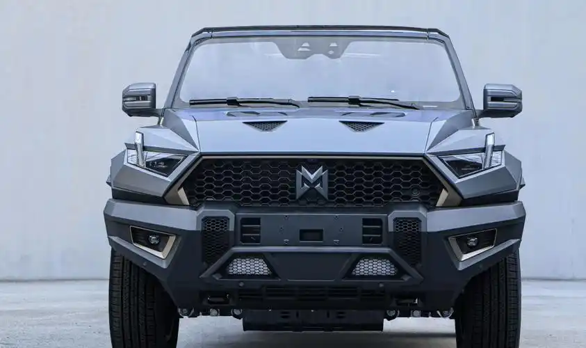 国产悍马?东风猛士高端越野车官图发布,或搭载v8柴油