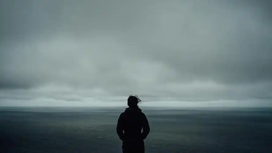 全网最emo的4首伤感歌曲,眼泪止不住,水星记是emo天花板了吧