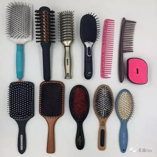容易被人忽视其重要性的梳子,不仅能让头发更健康,还容易塑造各种造型