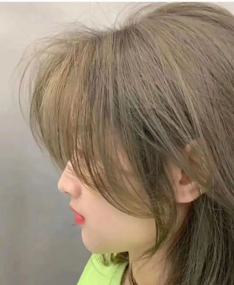 2023最流行的发色 亚麻青棕色 炒鸡显肤色白的一款发色!