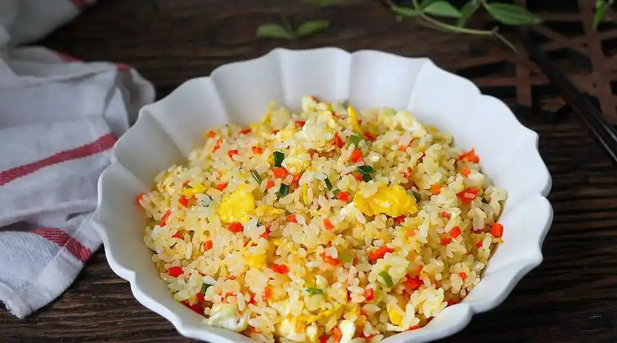 来试试这种方法,而且十分钟就能搞定_胡萝卜_冷冻_火腿肠