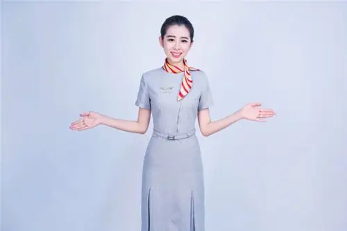 首都航空见习乘务长-刘娟娟