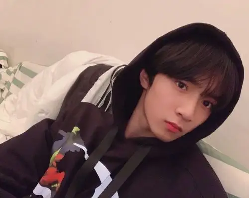 刘耀文满足了我对少年的所有憧憬