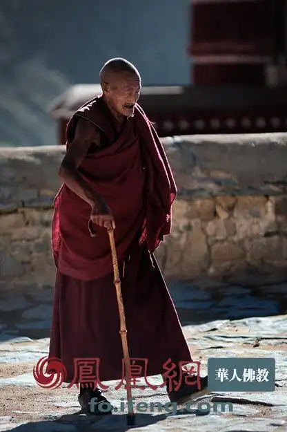 朝佛圣地 那些虔诚的信徒们_佛教频道_凤凰网