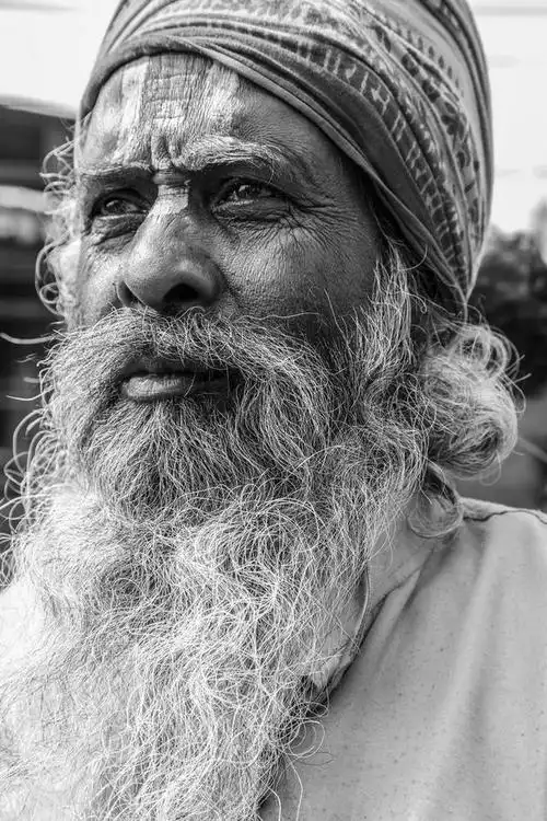 的定义,人像摄影亦称"肖像摄影",摄影艺术的一个品种,指表现人物形象