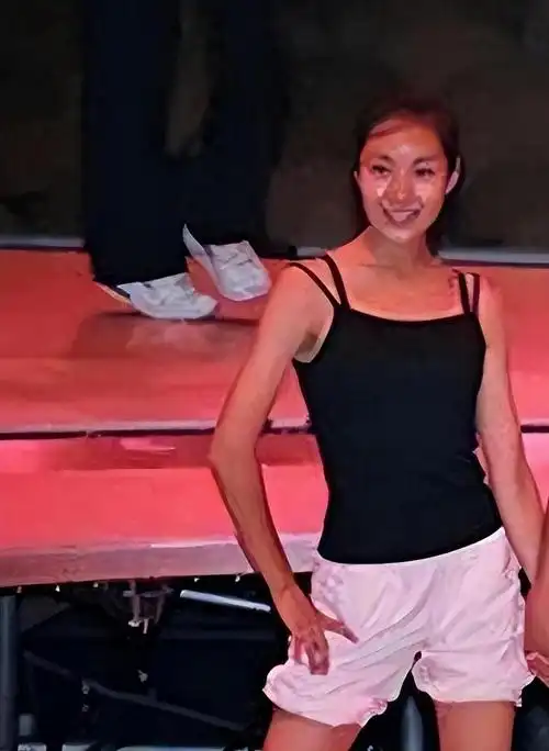 遮羞布彻底盖不住了!刘德华赖文慧关系曝光,除了结婚证啥都给了