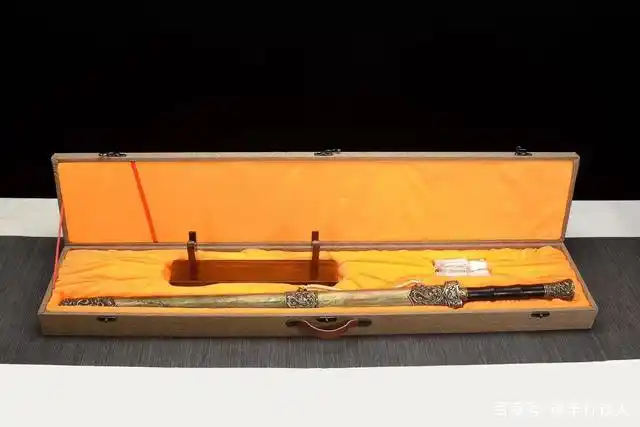 「鉴赏」龙跃凤鸣剑