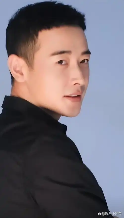 谁也想不到,曾被邱泽抛弃的唐嫣,如今在罗晋手中变得