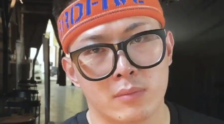 这老郭野球帝郭师傅年纪大了总容易忘事儿