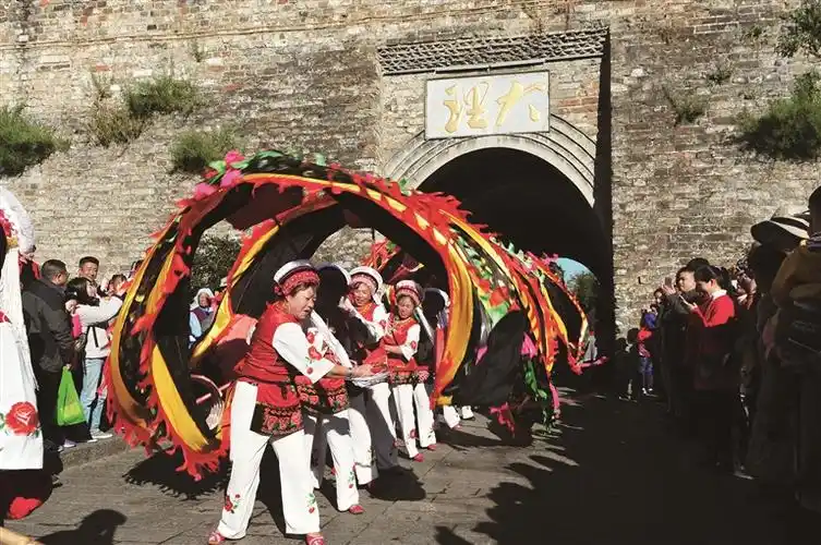 大理白族春节习俗