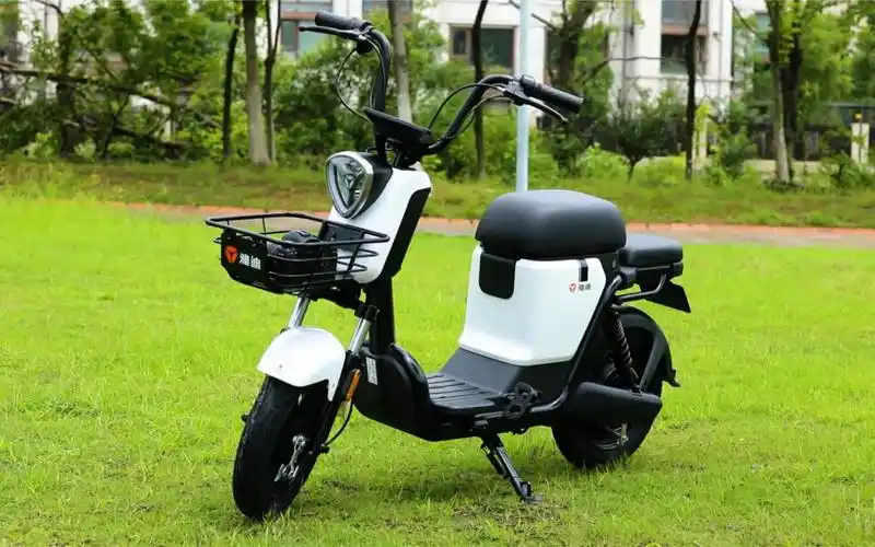 头条评车雅迪v20领跑行业高端国标车的扛鼎之作外观篇