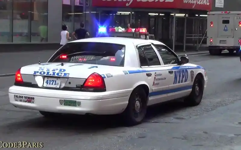 nypd纽约市警方出警集锦(1080p60帧)_哔哩哔哩 (゜-゜)つロ 干杯