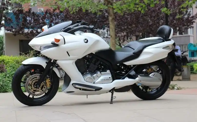 2008本田大白鲨dn01不可多得的本田大鲨鱼无级变速超级巡航利器