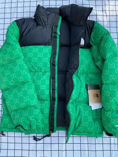 北面gucci联名羽绒服冬天里的绝配