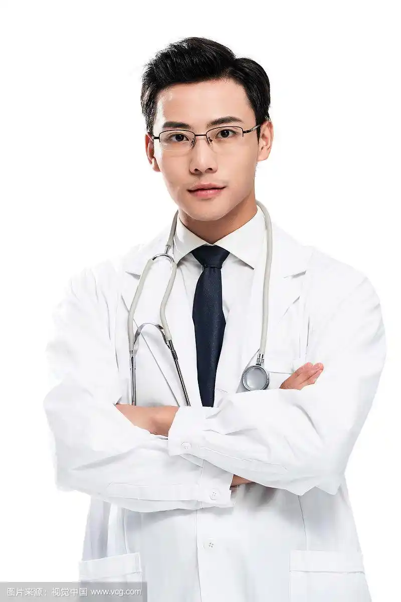 青年男医生肖像