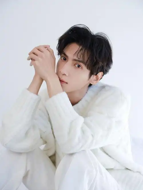 罗云熙1227出道十三周年快乐##罗云熙出道十三周年纯白写真