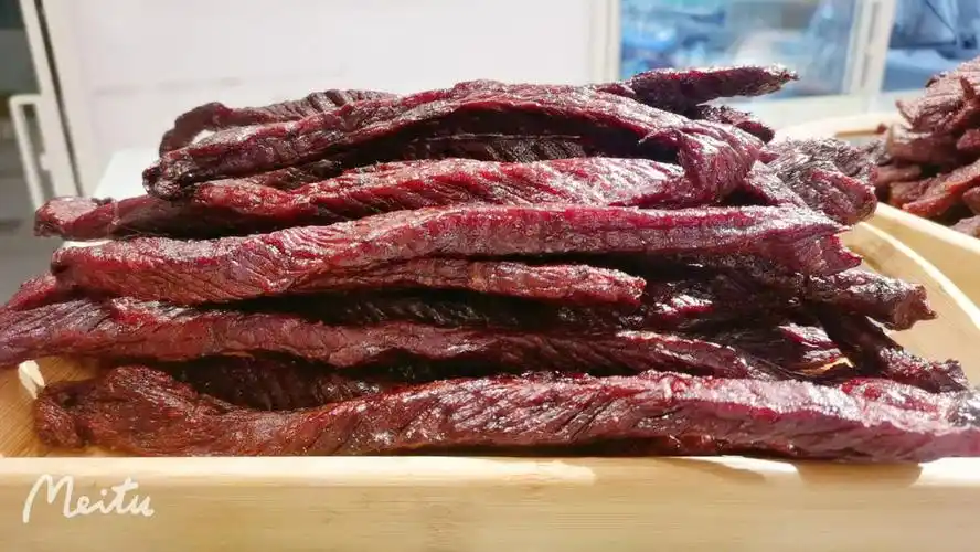 04纯蒙族人做的内蒙古风干牛肉干