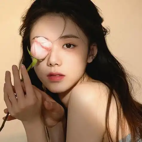 2023气质女头像高冷