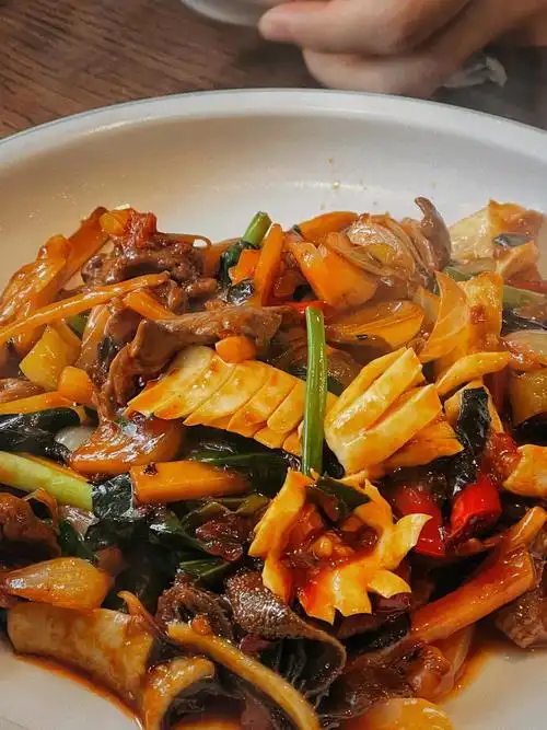 一家性价比很高有很多分店的南宁菜