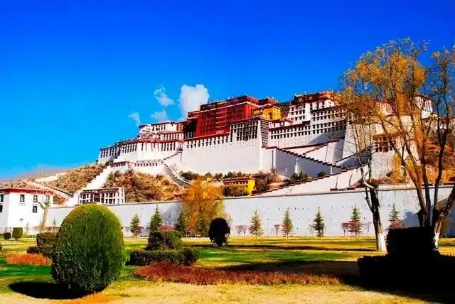 西藏十大旅游景点,西藏旅游景点大全(去过5个以上才算来过)