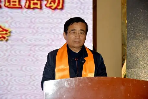 名誉会长志勤宗亲在总结时说,南阳吕姓分会在首任会长吕天桂的带领下