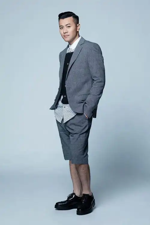 大湾区哥哥梁汉文活在当下现在的我很快乐