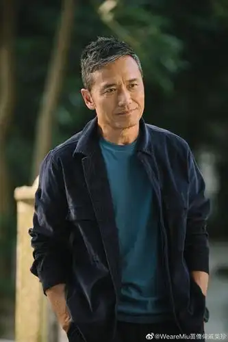 香港很多男明星在中老年去油这一块做得真的很好