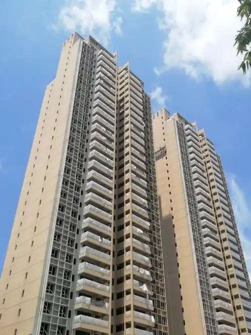 国贸城市花园约129141㎡大四房临江现房