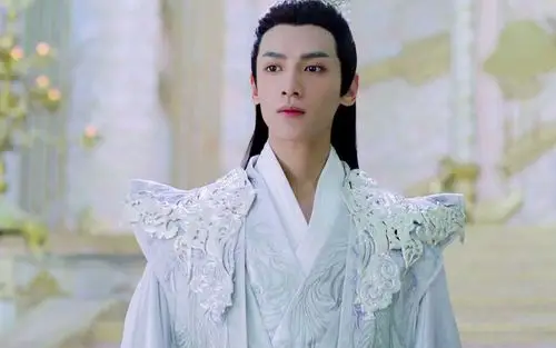 皓衣行罗云熙润玉的服装你喜欢那个